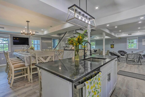 House (4 Bedrooms) | Interior - Stunning South Fallsburg Home w/ Pool & Deck! (South Fallsburg)