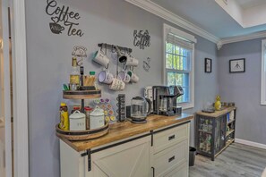 House (4 Bedrooms) | Interior - Stunning South Fallsburg Home w/ Pool & Deck! (South Fallsburg)