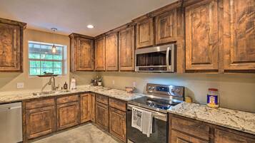 House (1 Bedroom) | Interior