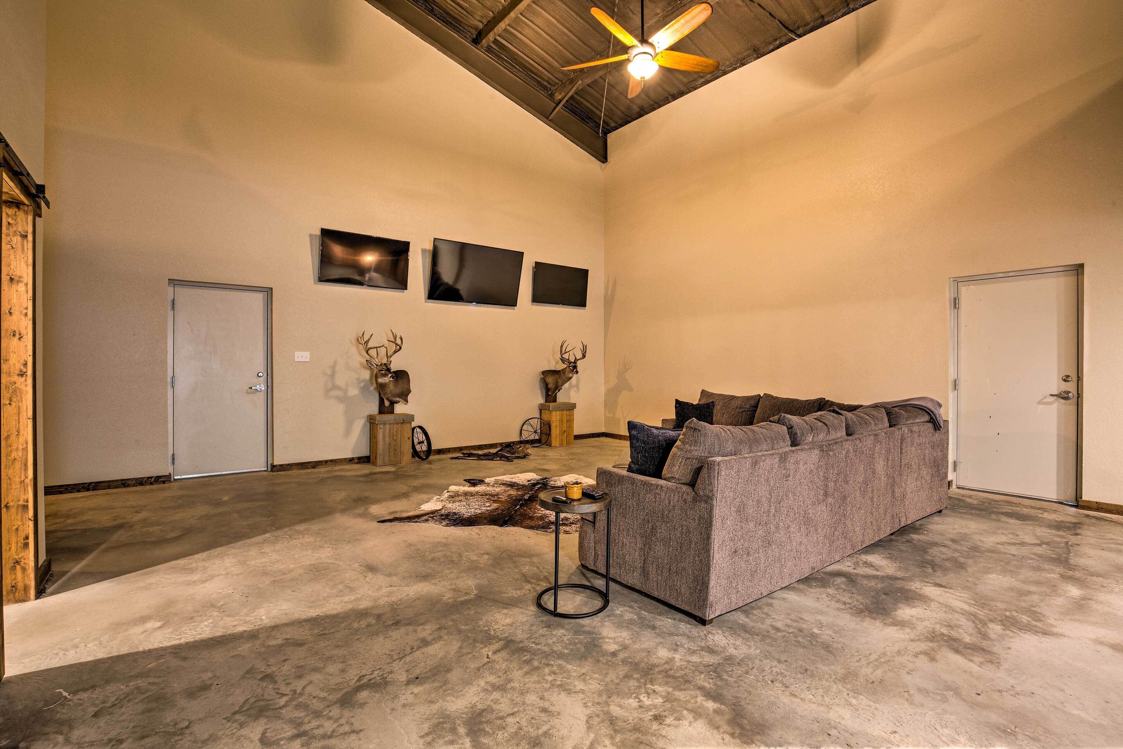 House (1 Bedroom) | Interior