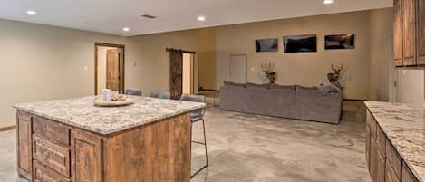 House (1 Bedroom) | Interior