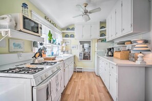 Cottage (2 Bedrooms) | Nội thất