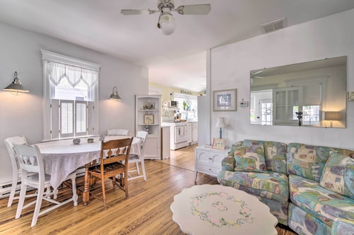 Darling Ocean City Cottage, 2 Blocks to Beach!