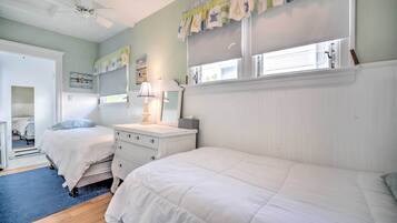 Cottage (2 Bedrooms) | Interior