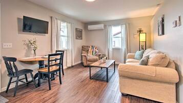 House (1 Bedroom) | Living area | TV