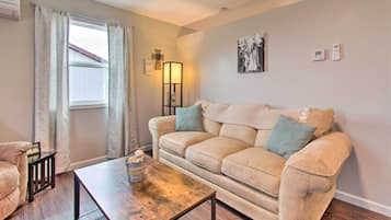 House (1 Bedroom) | Interior