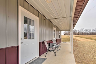 Updated Missouri Cabin Rental on Large Farm