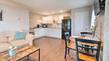 House (1 Bedroom) | Interior