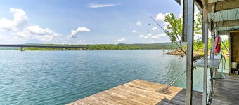 Pet-friendly Cabin With Designated Boat Slip!