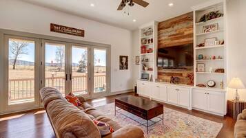 House (4 Bedrooms) | Interior