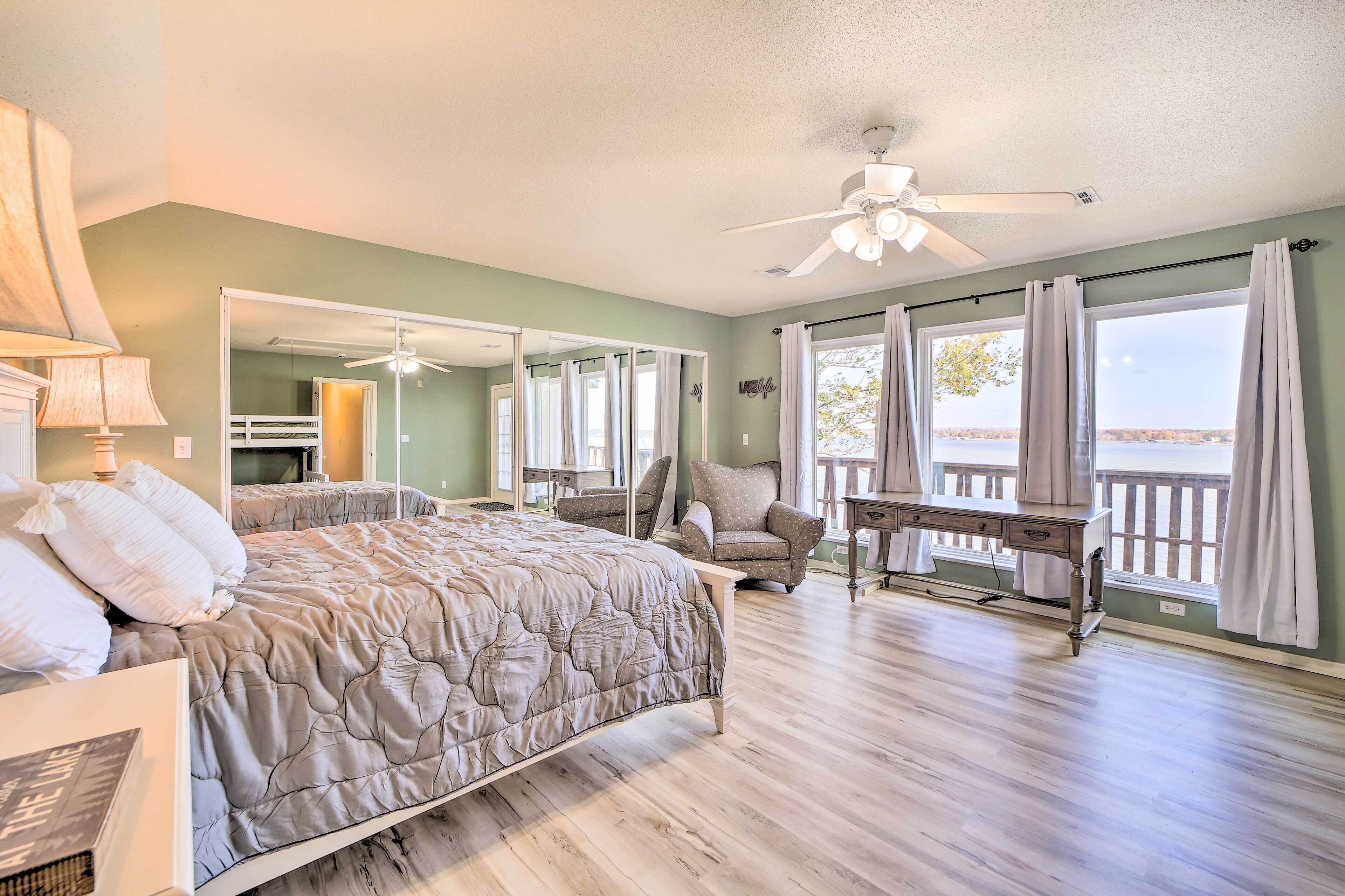 Afton Waterfront Retreat w/ Spacious Deck!