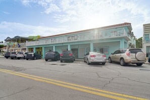 Apartment (0 Bedroom) | Interior