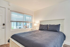 Apartment (0 Bedroom) | Interior