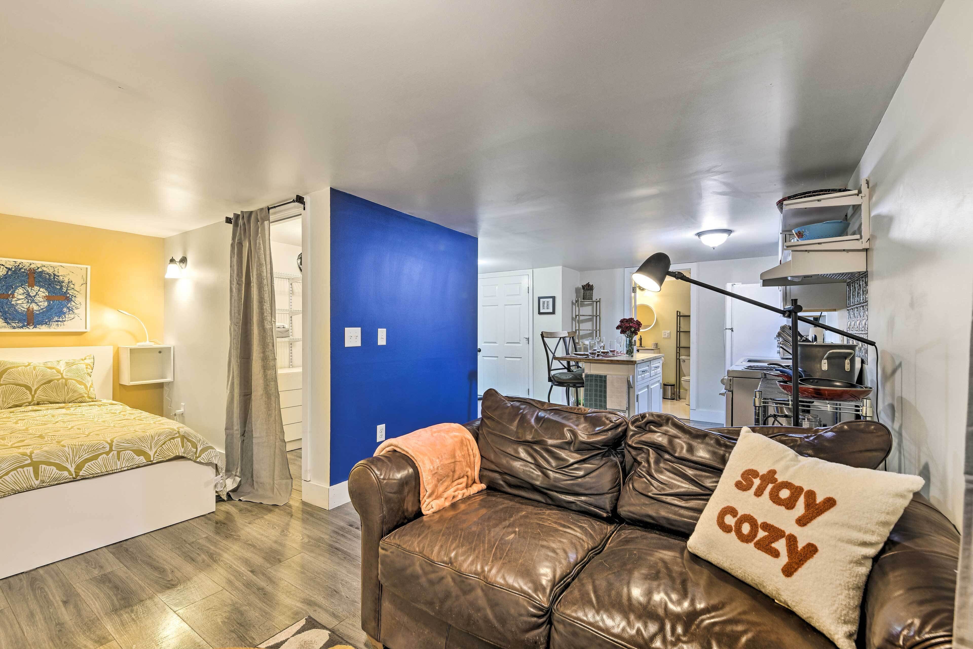 'cozy Studio Plus' in Winooski w/ Home Gym!