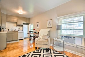 Apartment (2 Bedrooms) | Interior - Historic Apartment - Walk to CSU Campus + Old Town (Fort Collins)