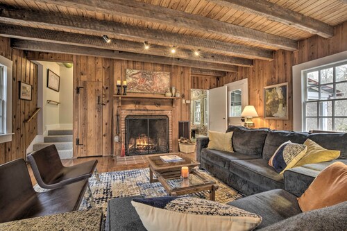 Warm + Peaceful Home w/ Fire Pit on Haw River