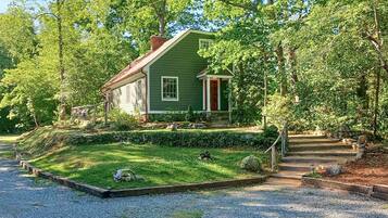 Cottage (2 Bedrooms) | Interior