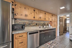 單棟房屋 (4 Bedrooms) | 內部