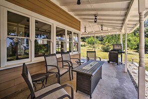 House (4 Bedrooms) | Interior - Historic Mariposa Stagecoach Stop w/ Gas Fire Pit! (Mariposa)