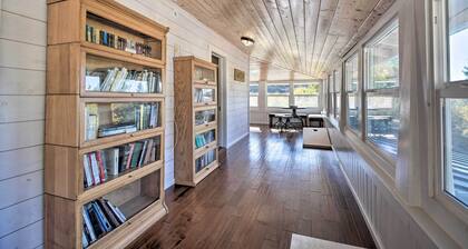 Historic Mariposa Stagecoach Stop w/ Gas Fire Pit!