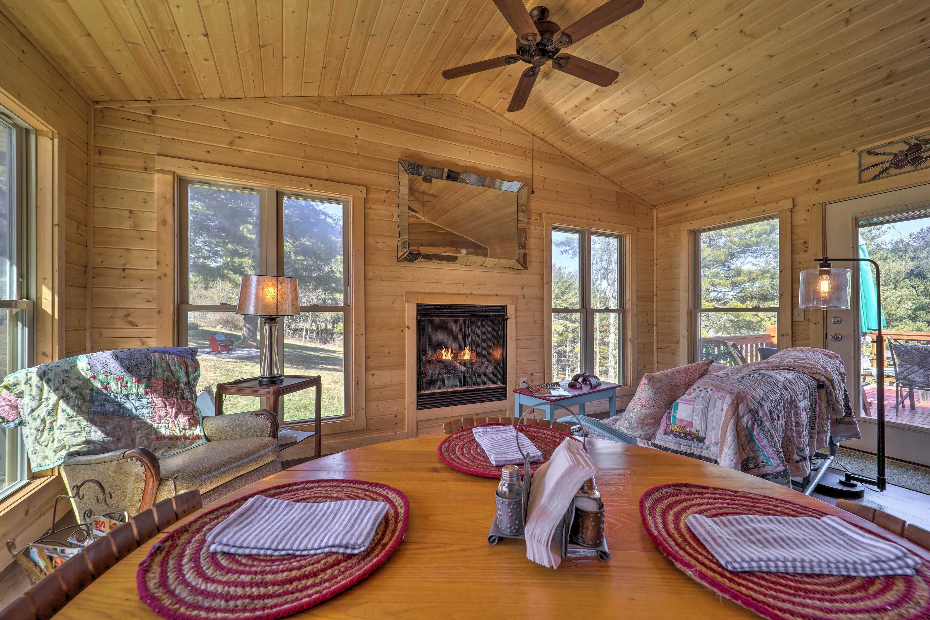 Casa (2 Bedrooms) | Interior