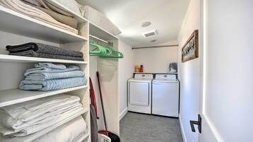 Cottage (1 Bedroom) | Interior