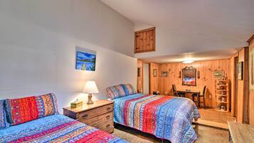 Cottage (2 Bedrooms) | Interior