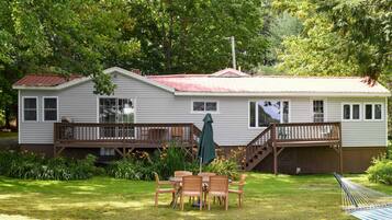 Cottage (2 Bedrooms) | Interior