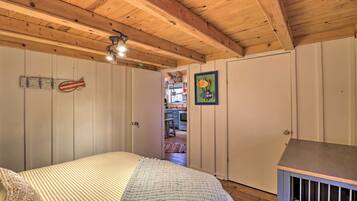 House (1 Bedroom) | Interior