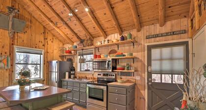 Scenic Greers Ferry Cabin w/ Deck + Fire Pit!