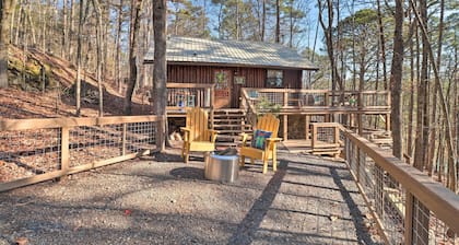 Scenic Greers Ferry Cabin w/ Deck + Fire Pit!