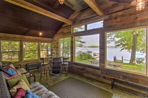 Interior - White Lake Home w/ Patio, Fire Pit, Boat Dock! (Weyauwega)