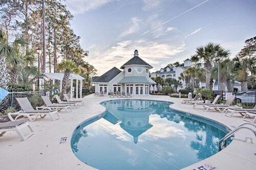 6 Mi to Boardwalk: Condo w/ Pool in Myrtle Beach