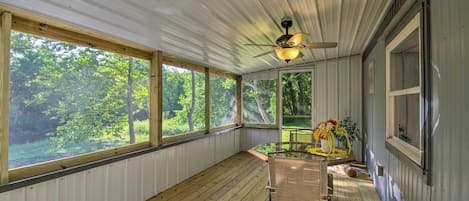 House (2 Bedrooms) | Interior