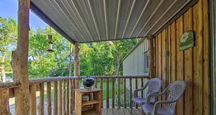 Unique Creekside Escape - Enjoy On-site Goats!