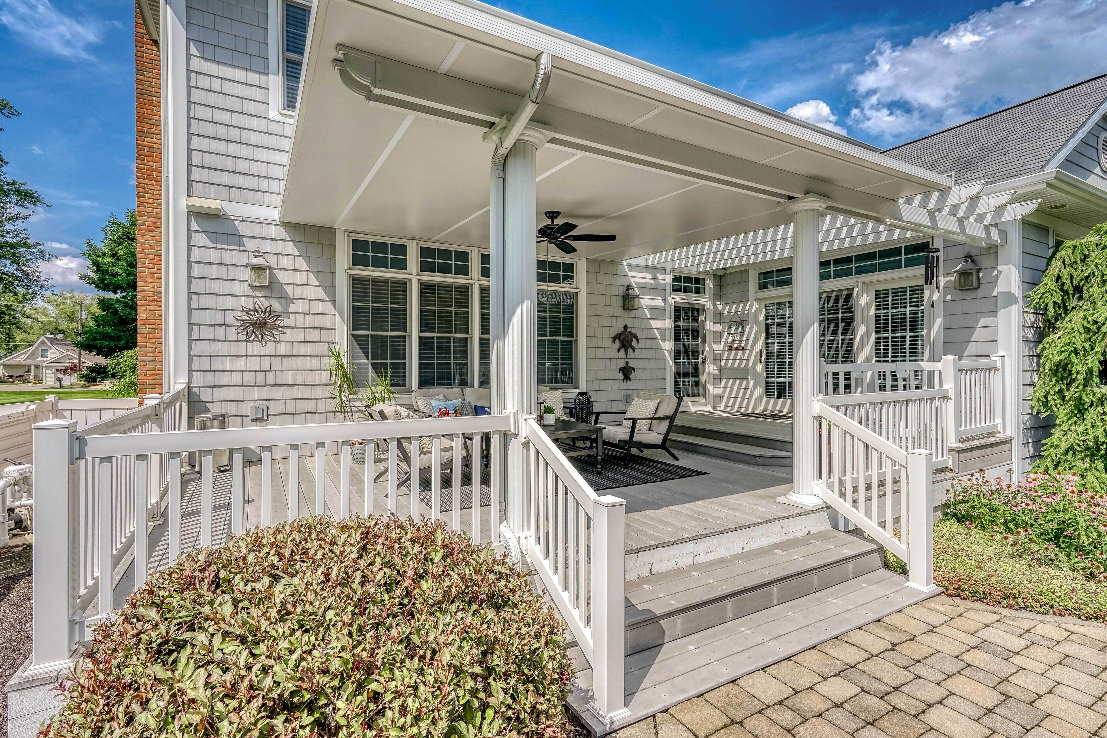 المنشأة من الداخل