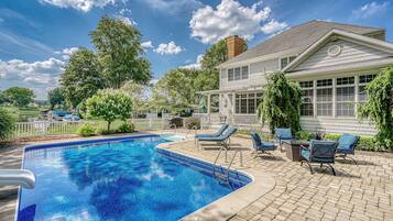 House (5 Bedrooms) | Front of property