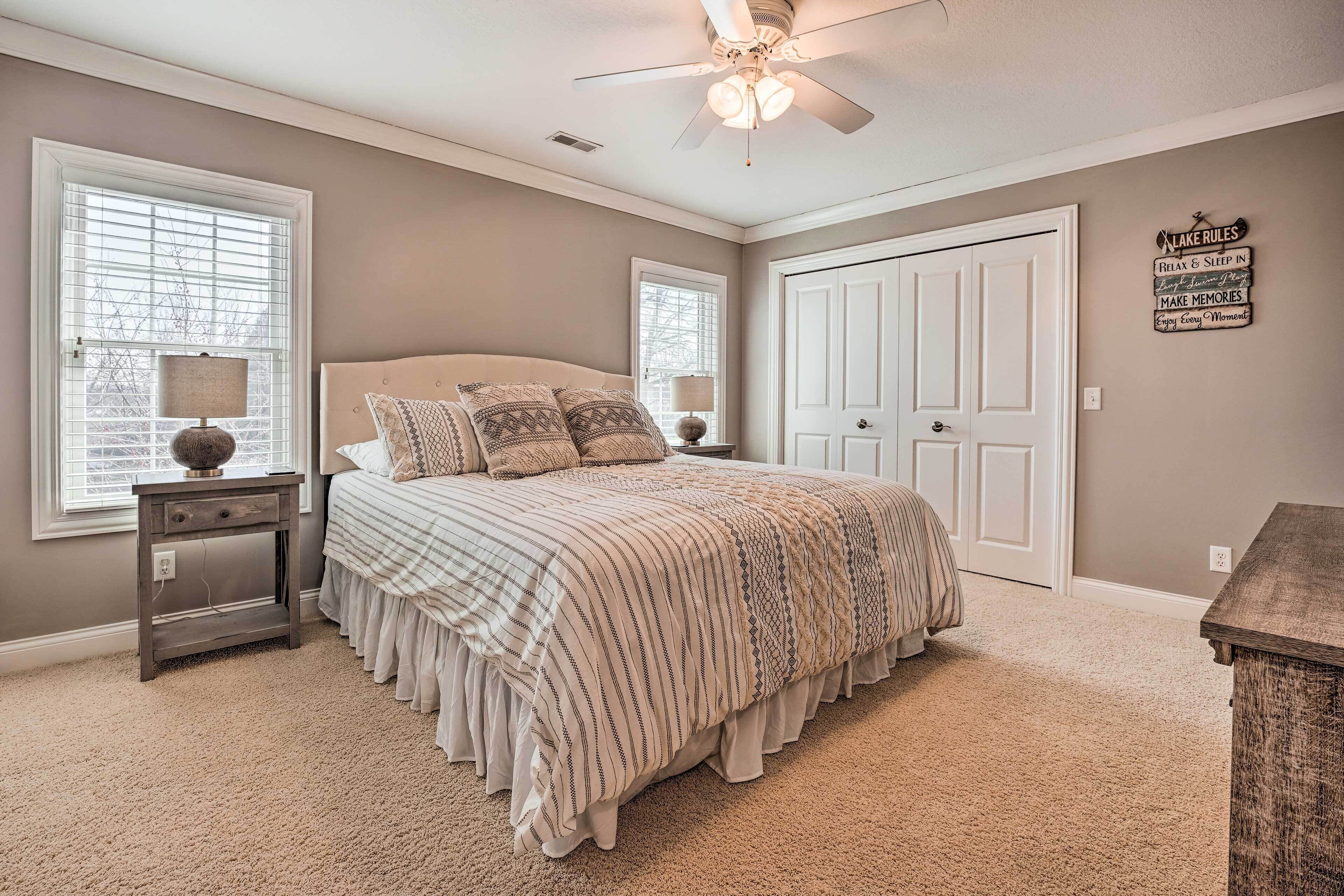 House (5 Bedrooms) | Interior