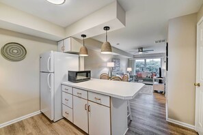 Apartment (2 Bedrooms) | Interior - Brigantine Condo w/ Beach Access & Pool Views (Brigantine)