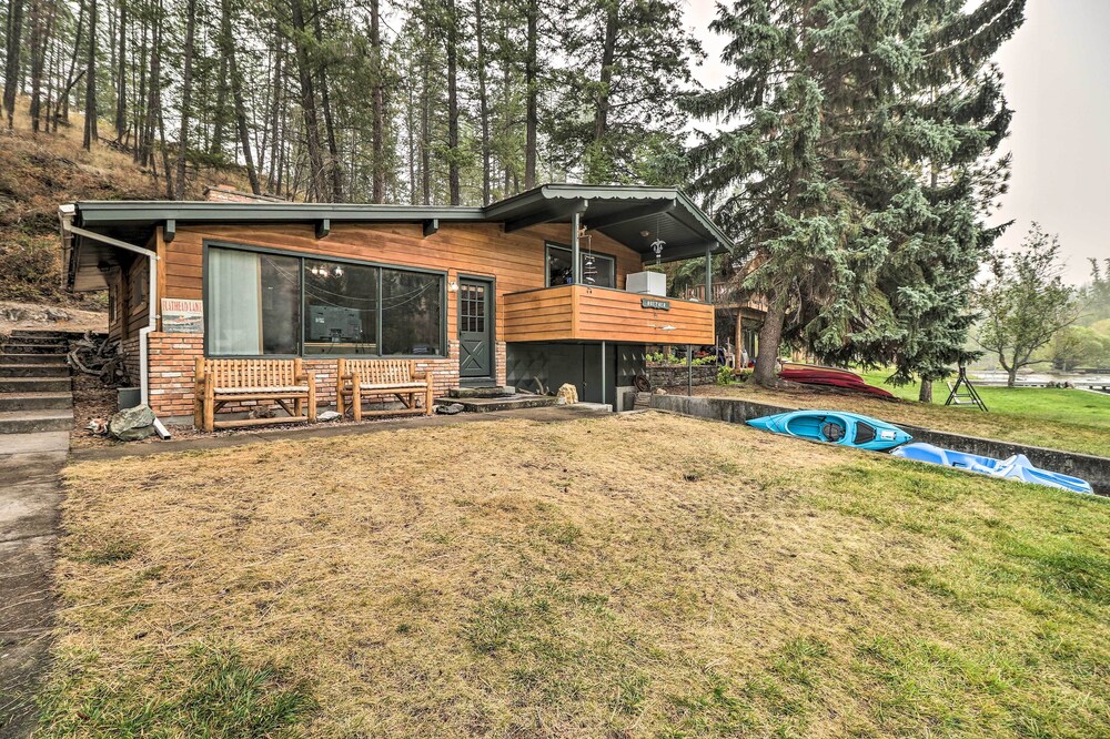 Flathead Lake Waterfront Cabin w/ Dock & Kayaks