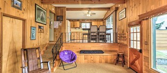 Flathead Lake Waterfront Cabin w/ Dock & Kayaks
