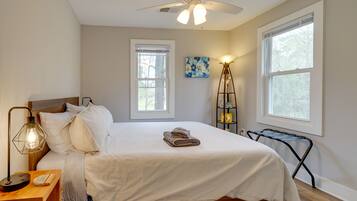 2 bedrooms, bed sheets