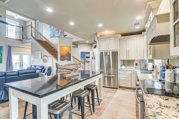 House (4 Bedrooms) | Interior