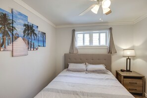 Apartment (1 Bedroom) | Interior