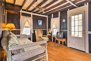 Cottage (3 Bedrooms) | Interior