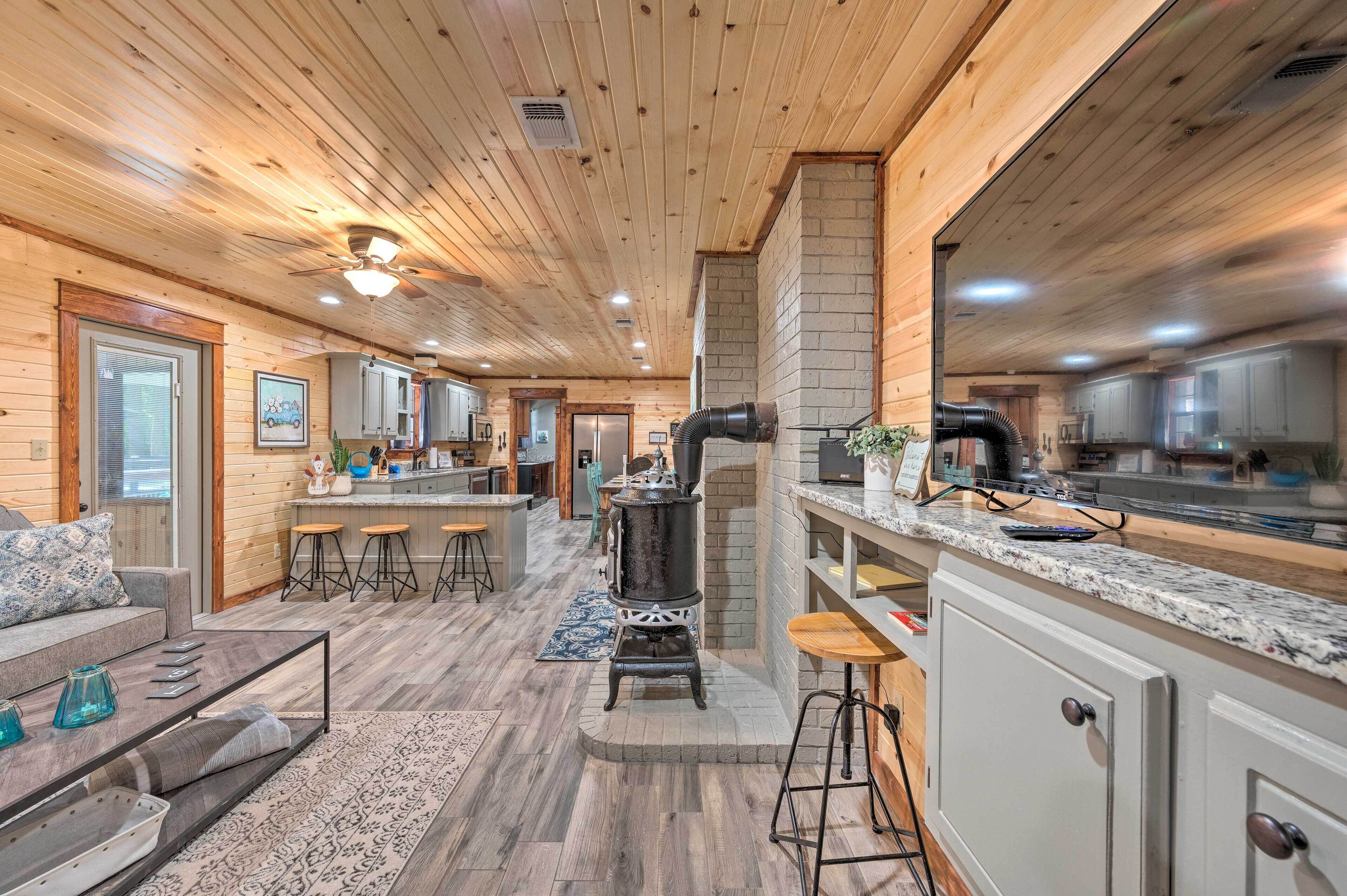 House (4 Bedrooms) | Interior