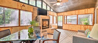Lavish Broken Bow Home on 6 Acres w/ Hot Tub!