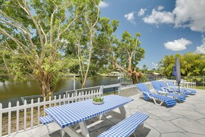 Interior - Airy Canal-front Oasis in Cape Coral w/ Pool! (Cape Coral)