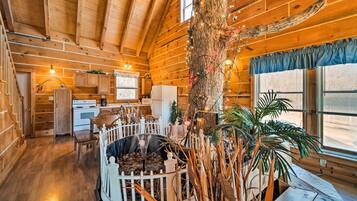 House (1 Bedroom) | Interior