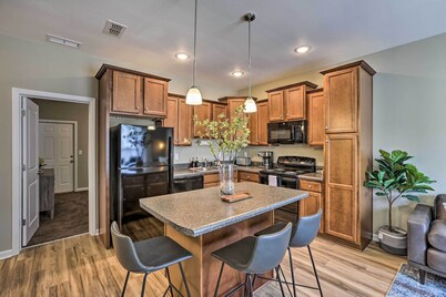 Ideally Located & Elegant Condo w/ Balcony!